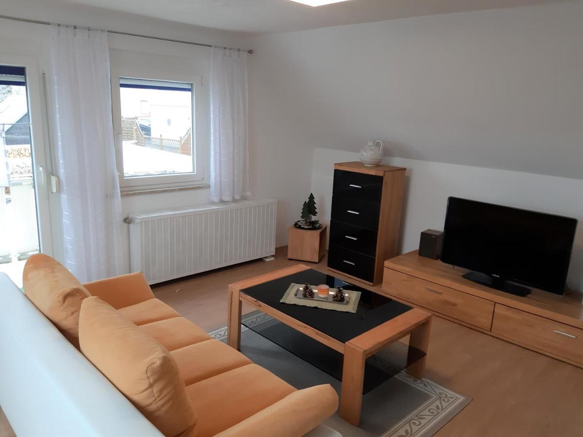 Ferienwohnungen Familie Fuss Bischofsgruen Bagian luar foto